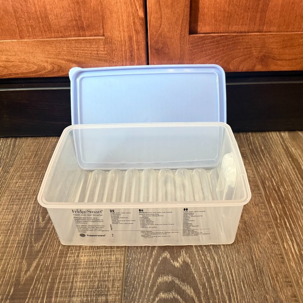 Tupperware Fridgesmart Medium Vented Container - Picture 6 of 15